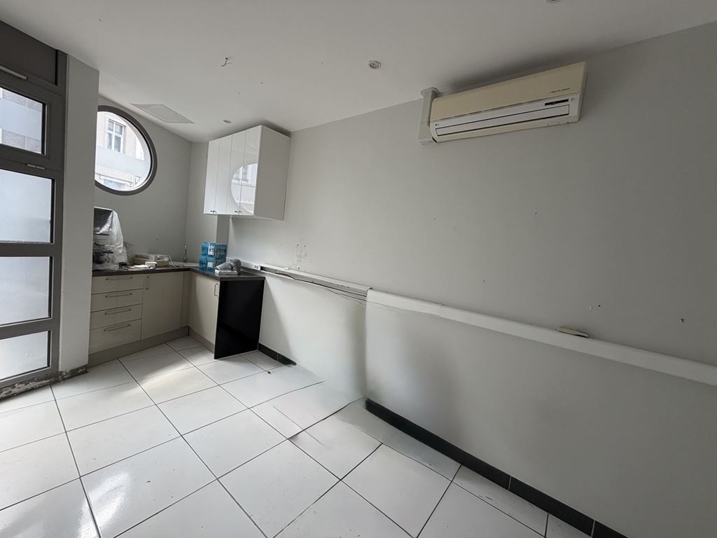 Local professionnel LILLE (59800) VDH IMMOBILIER